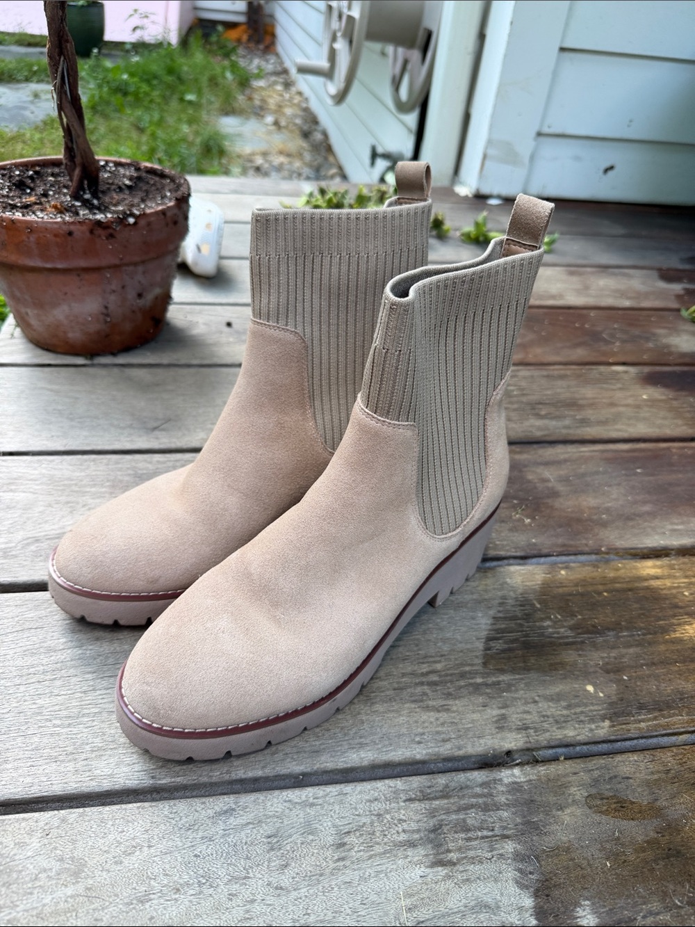 Blondo Beige Suede Chelsea Lug Ankle Booties Waterproof